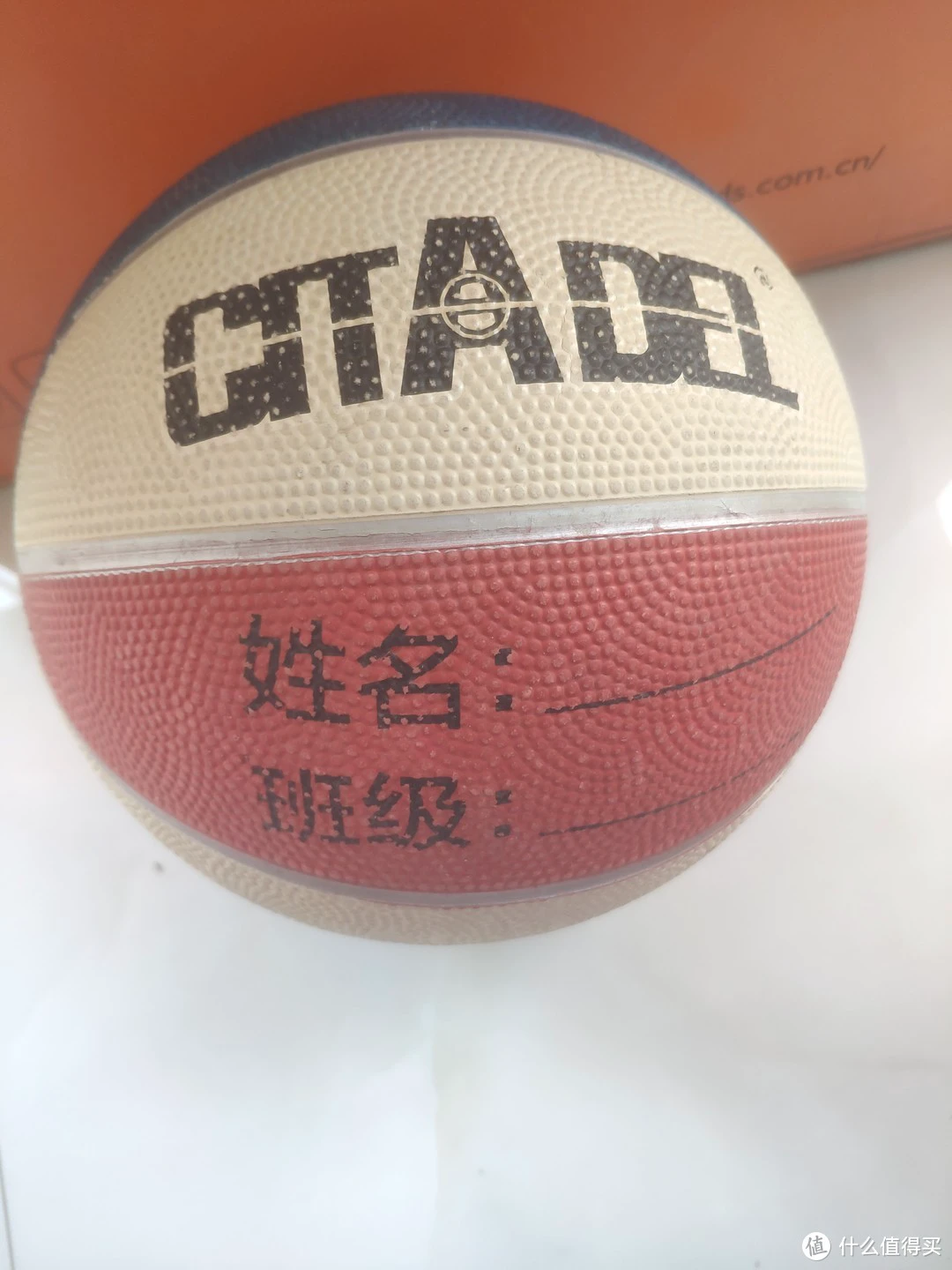 如何在篮球冬令营中加强体能训练?_2